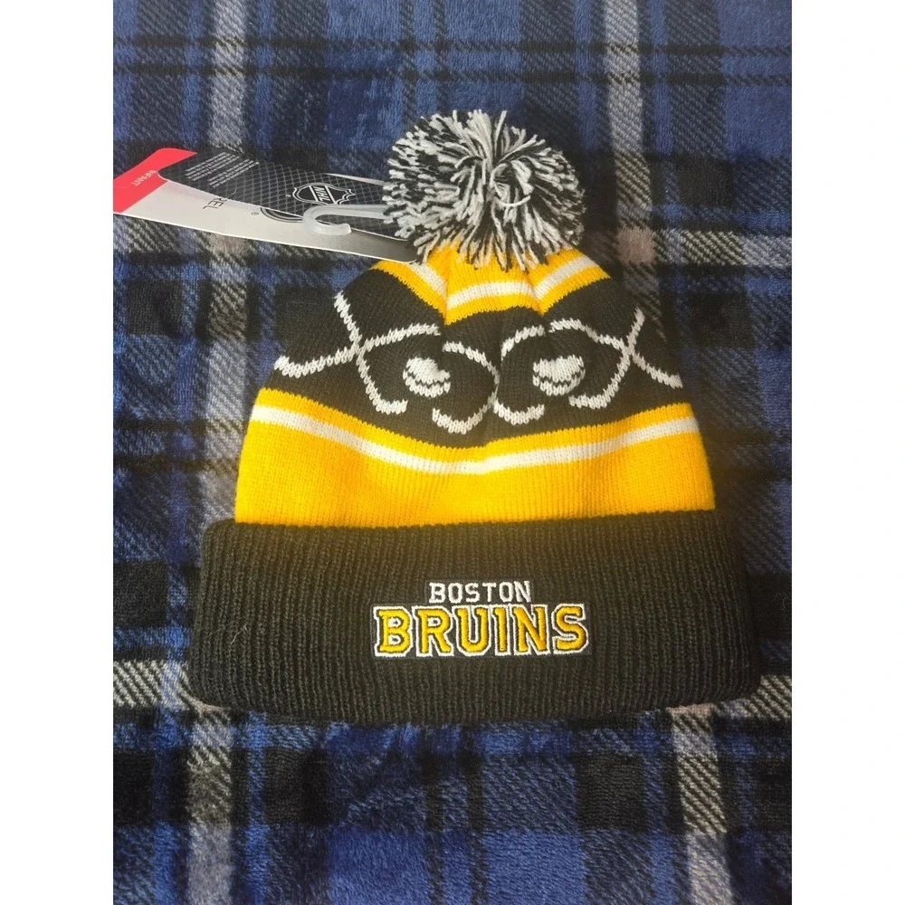 NHL Boston Bruins Infant Black Gold Knit Beanie